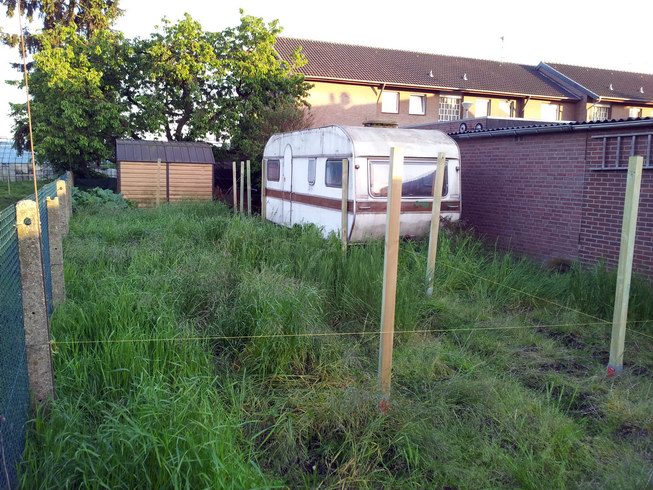 24.05.2013 - Zaungrenzen werden abgesteckt